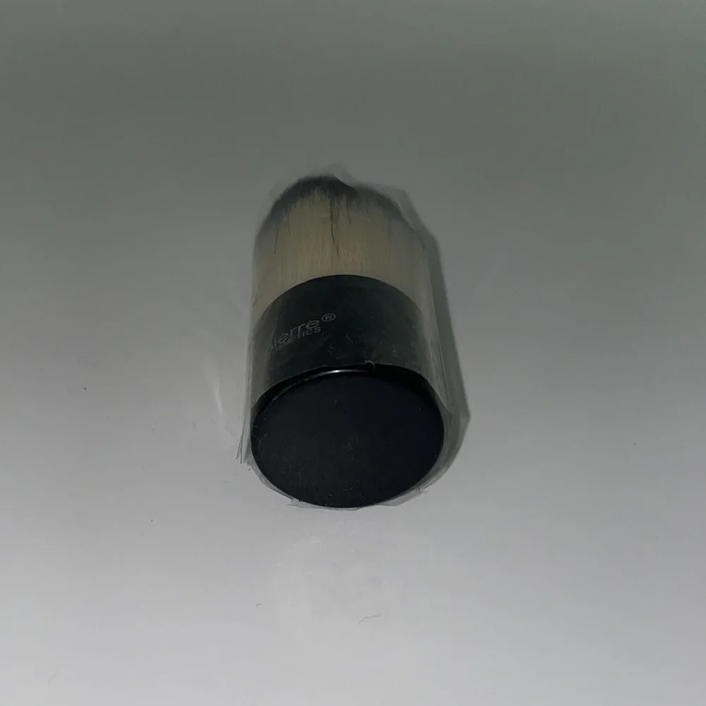 Bellapierre Mini Kabuki Brush Flawless Application Makeup Brush